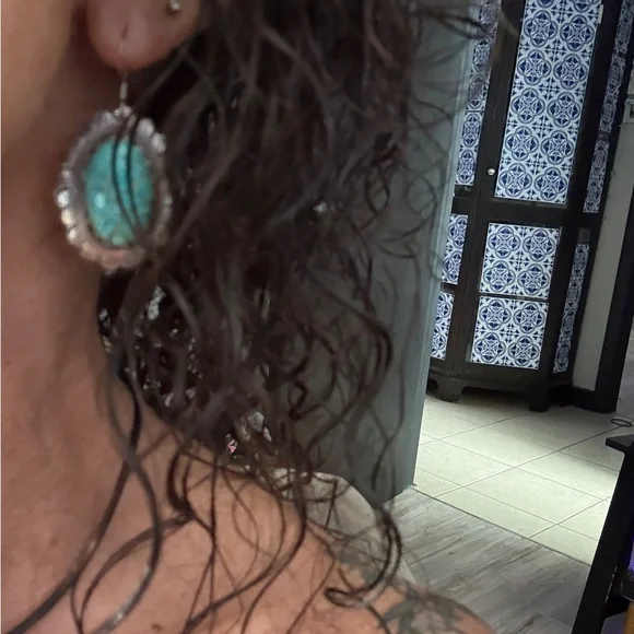 Vintage Native American Sterling Silver/Turquoise Dangle Earrings - Picture 5 of 5